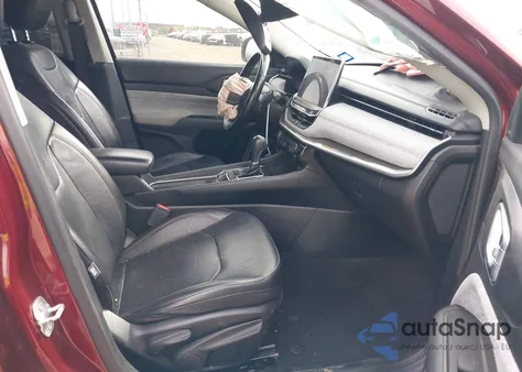 2022 Jeep Compass Latitude Lux 4X4 z USA, uszkodzony, nr VIN 3C4NJDFB4NT109039